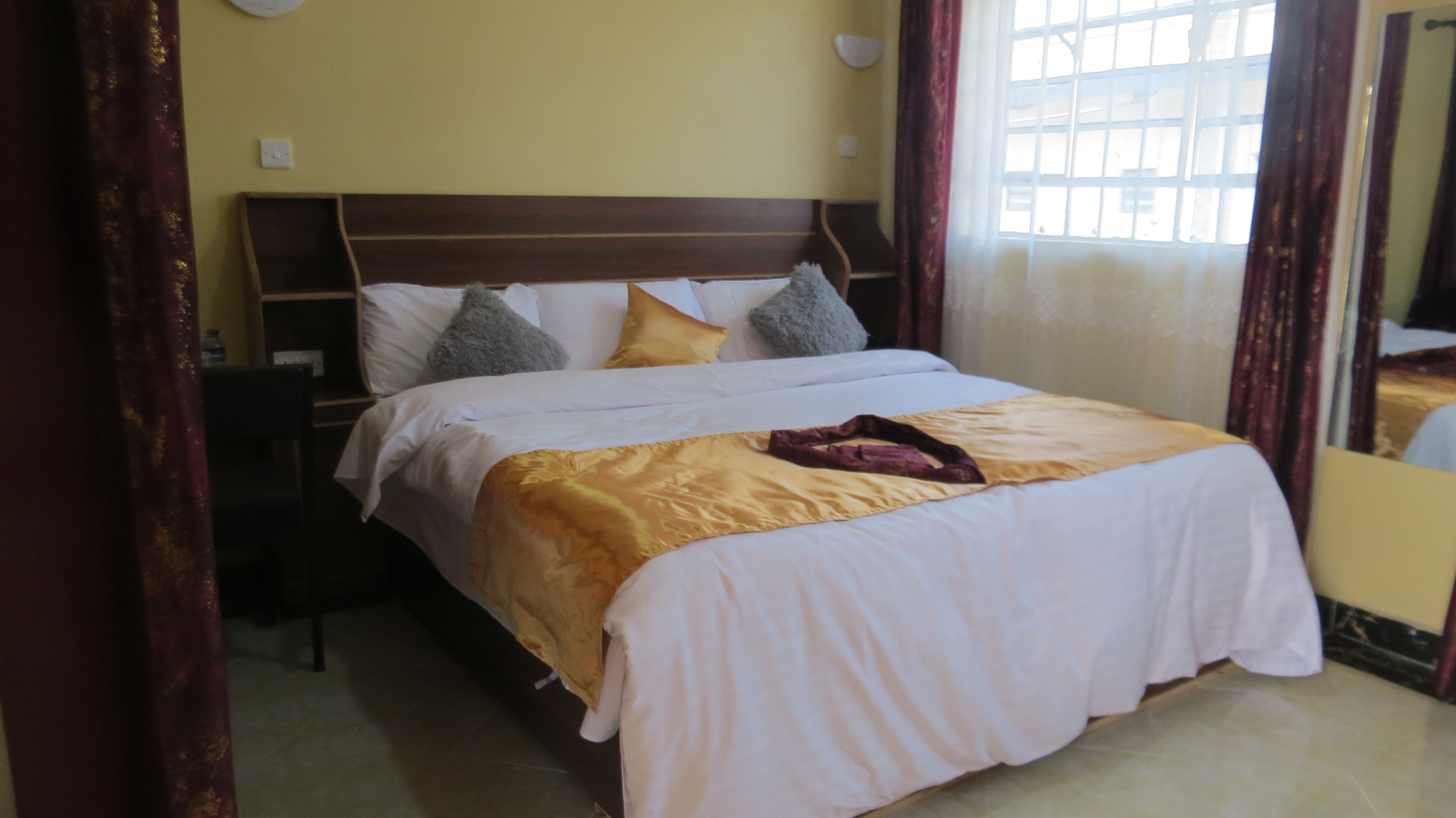 Elegant room for a romantic getaway